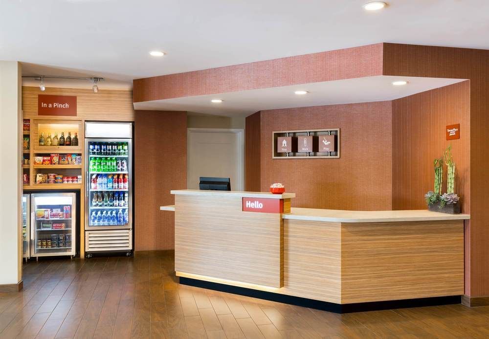 Towneplace Suites By Marriott Saskatoon Exterior foto